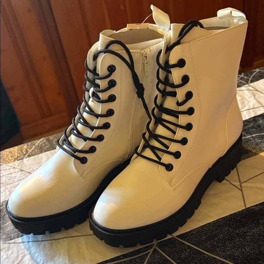NEW White Lace-Up “doc martin” Boots